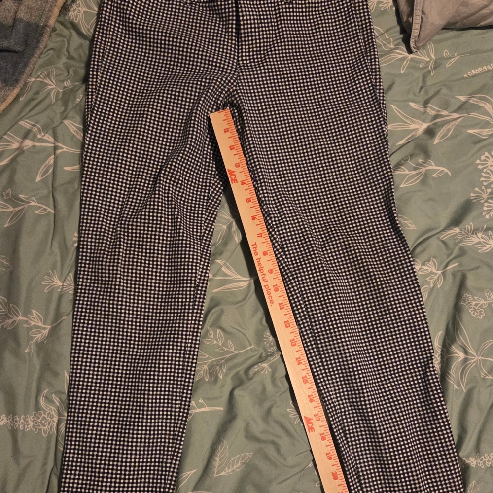 Old Navy Black and White Checkered Pants - Picture 2 of 7